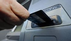 बड़ी खबरः जल्द बंद होने वाले हैं ATM कार्ड, जानिए फिर कैसे निकाल पाएंगे पैसा