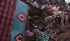 त्रिपुरा में भीषण सड़क हादसा, 6 की मौत, 10 घायल