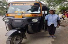 Manipur की पहली ऑटो ड्राइवर बनीं लाइबी ओइनम, संघर्षों से भरी है इनकी कहानी