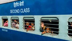 लॉकडाउन को लेकर असमंजस में भारतीय रेल, 15 अप्रैल से शुरू होगी ट्रेनें!
