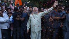 होली मनाने को लेकर PM मोदी ने किया बड़ा ऐलान, जानकर हिंदुओं के उड़ जाएंगे होश