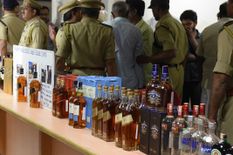 गजबः लॉकडाउन में छत्तीसगढ़ से राजस्थान पहुंच गई 35 लाख रुपए की शराब, पुलिस के भी उड़े होश