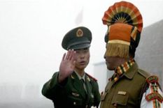 भारत को तीन जगह से घेर रहा है चीन, रिपोर्ट में हुआ बड़ा खुलासा, मोदी सरकार के उड़े होश