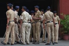 पुलिस भर्ती परीक्षा के प्रश्नपत्र लीक होने के बाद मुख्यमंत्री का बड़ा एक्शन, परीक्षा रद्द कर दिए जांच के आदेश



