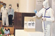 बिहार विधानसभा चुनावों की गाइडलाइन जारी, ऑनलाइन नॉमिनेशन और ग्लव्स पहनकर होगी वोटिंग