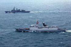 चीन ने दिखाई दोस्ती! चीनी नौसेना ने भारतीय तेल टैंकर को समुद्री लुटेरों से बचाया