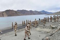 पैंगोंग झील को लेकर चीन ने बोला झूठ, भारतीय सेना ने किया कब्जा