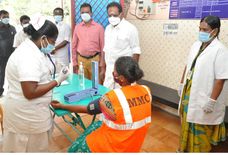 त्रिपुरा सरकार ने स्वच्छता कर्मचारियों के लिए चलाया टीकाकरण अभियान 