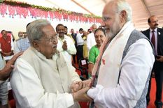 गुजरात से PM मोदी को बड़ा झटका! पूर्व CM केशुभाई पटेल का निधन