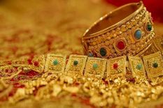 खुशखबरीः मोदी सरकार आपको दे रहा है बड़ा मौका, यहां से खरीदें मार्केट से इतना सस्ता सोना