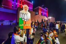 बिहार में जीत के बाद BJP मुख्यालय में जश्न, PM मोदी कार्यकर्ताओं को करेंगे संबोधित