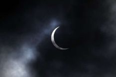 26 मई को सिर्फ 18 मिनिट के लिए खग्रास चंद्रग्रहण, नहीं लगेगा सूतक



