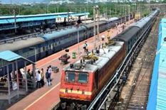 भारतीय रेलवे का बड़ा प्लान! 2024 तक खत्म हो जाएगी वेटिंग लिस्ट, सबको मिलेगी सीट