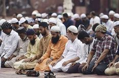 जामे मस्जिद में नमाज के दौरान अज्ञात युवकों ने किया प्रवेश, 9 गिरफ्तार