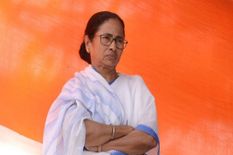 ममता बनर्जी को एक और बड़ा झटका, तीन बागी विधायक आज बीजेपी में हो सकते हैं शामिल