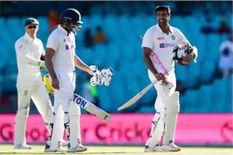 मान गए अश्विनः एक ही टेस्ट में बल्ले और गेंद ने किया अनोखा कारनामा, बना दिए ऐसे रिकॉर्ड