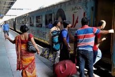 Indian Railways : रेलवे ने अगले आदेश तक कैंसिल कर दीं ये सभी ट्रेनें, यात्रा से पहले जांच देख ले सूची   