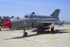 इंडियन एयरफोर्स का मिग-21 लड़ाकू विमान दुर्घटनाग्रस्त, ग्रुप कैप्टन ए गुप्ता की मौत