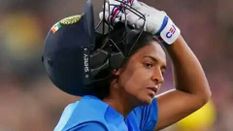 T20 कप्तान हरमनप्रीत कौर कोरोना पॉजिटिव, खिलाड़ी ने खुद को किया आइसोलेट



