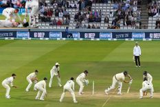 Cricket Match खेलते समय इंग्‍लैंड के 11 खिलाड़ियों की मौत, वजह भी है चौंकाने वाली
