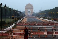 Complete lockdown : दिल्ली में लग सकता है कंप्लीट लॉकडाउन? कोरोना कहर के बीच अरविंद केजरीवाल की अहम बैठक 


