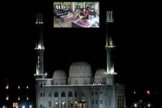 Corona महामारी में मुस्लिमों ने पेश की मानवता की मिसाल, मस्जिद को बना दिया कोरोना सेंटर
