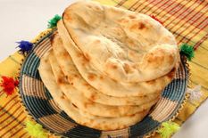 Eid Special Khamiri Roti Recipe: ईद ऐसे बनाएं लाजवाब और मुलायम खमीरी रोटी
