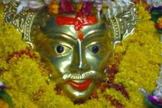 Worship Bhairav ji : रविवार के दिन करें भैरव जी की आराधना , समस्त भय और संकटो के मिलेगी मुक्ति 
