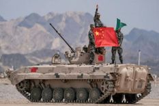 India China Tension : चीन दे रहा भारत को धोखा, लद्दाख के पास बंकर बनाकर सेना कर रही युद्धाभ्यास