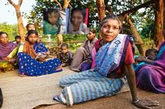 Bihar में फिर हुई शर्मनाक वारदात, डायन बताकर 2 नाबालिग लड़कियों को अर्धनग्न कर पीटा और बाल काटे