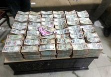 महागठबंधन करोड़पति भ्रष्टाचार बाबू के घर पर CBI Raid, मिला 2.66 करोड़ कैश, 6 किलो चांदी 