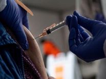 केंद्र ने Private Hospitals के लिए फिक्स की Covid Vaccine फीस