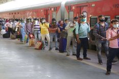 अनलॉक होते ही ट्रेनों में टिकट फुल, जून तक है तीन सौ वेटिंग, जानें बिहार से लेकर यूपी-झारखंड का हाल

