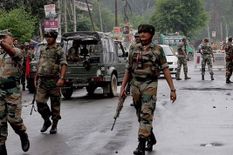  Lashkar terrorists attacked : सोपोर में सुरक्षाबलों पर लश्कर के आतंकियों ने किया हमला, 2 जवान शहीद, 2 नागरिकों की मौत
