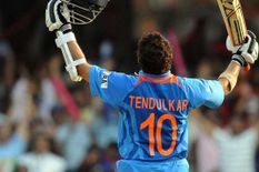 अभी भी बरकरार है सचिन तेंदुलकर का जलवा, चुने गए 21वीं सदी के सबसे महान बल्लेबाज