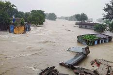 Bihar floods : 9 हजार लोग सुरक्षित स्थानों पर भेजे, अगले 72 घंटे खतरे की चेतावनी