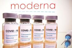 विदेशी कोरोना वैक्सीन खरीदने के लिए क्या है मोदी सरकार की प्लानिंग, सुप्रीम कोर्ट में पेश किए 380 पन्नों के दस्तावेज