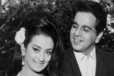 दिलीप कुमार और सायरा बानो की लव स्टोरी, मां के कारण हुई थी दिलीप कुमार से उनकी शादी