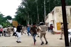 UP Block Chief Election Live: भाजपा और सपा कार्यकर्ता आपस में भिड़े, इटावा में एसपी सिटी को मारा थप्पड़