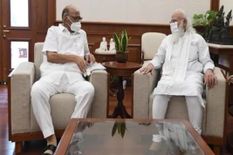 PM मोदी से मिले NCP चीफ शरद पवार, सियासी अटकलों का बाजार फिर गर्म