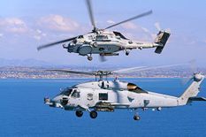 बढ़ेगी भारतीय सेना की ताकत , अमेरिका ने भारत को सौंपे घातक MH-60R मल्टी रोल हेलीकॉप्टर्स
