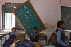 आखिर कैसे पढ़ेगा इंडियाः देश के 15,07,708 स्कूलों को लेकर सामने आई ऐसी चौंकाने वाली रिपोर्ट