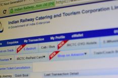 ऑनलाइन रेल टिकट बुकिंग के बदल गए नियम! अब इसके बिना नहीं खरीद सकेंगे टिकट



