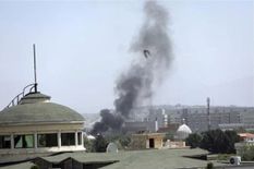 BREAKING NEWS :  काबुल एयरपोर्ट के बाहर दो जगहों पर आत्मघाती हमला, बच्चों समेत 13 की मौत, बढ़ सकती है संख्या 