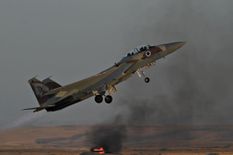 इजरायल के लड़ाकू विमानों ने फिर किया हमास का बुरा हाल, दी ऐसी बड़ी सजा