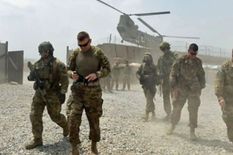 अफगानिस्तान से उड़ निकला अमेरिका, रॉकेट-आर्टिलरी-मोर्टार समेत छोड़ गया इतने हथियार