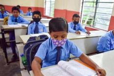 दिल्ली सरकार का बड़ा फैसला : दिल्ली में 1 सितंबर से 9वीं से 12वीं तक स्कूल खोलने की तैयारी

