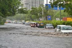 दिल्ली में टूटा 19 साल का रिकॉर्ड, भारी बारिश से लोग बेहाल, ऑरेंज अलर्ट जारी