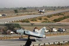 अब और कांपेगा का पाकिस्तान, नेशनल हाईवे पर उतरकर उड़ान भरेंगे इंडियन एयरफोर्स के लड़ाकू विमान
