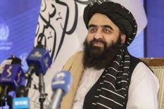 तालिबान ने लगाई गुहार : प्रतिबंध हटाइए, तालिबान सभी देशों के साथ काम करने को तैयार 

